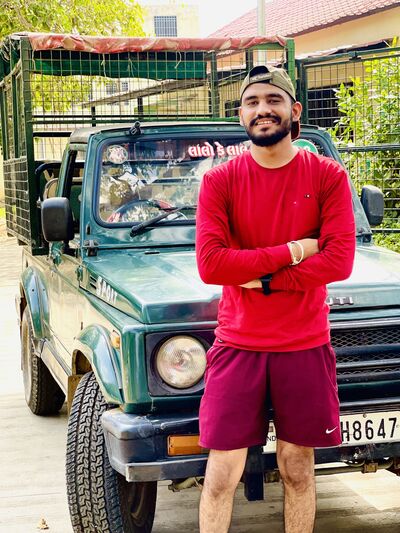  Alajuela,   Bhavya, 27 ,   ,   , c , 