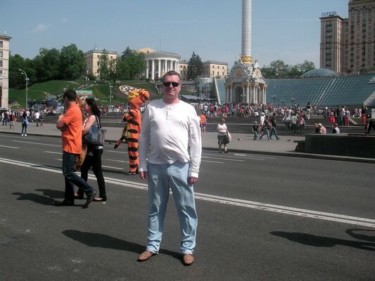  ,   Sergio, 59 ,   ,   , c 