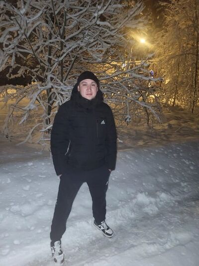  ,   Maksim, 29 ,   , 