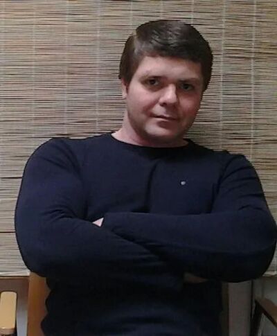  Esslingen,   Sergej, 43 ,   ,   , c , 