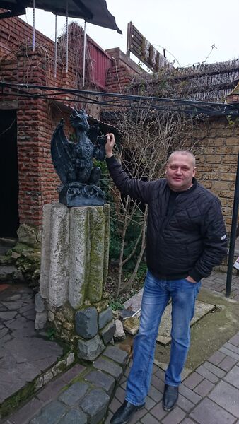  ,   Dima, 41 ,   