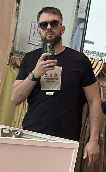  ,   Sergio, 37 ,   ,   