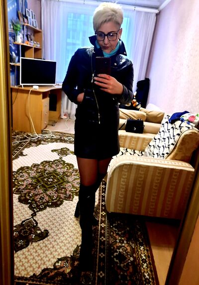  ,   Elena, 48 ,   ,   