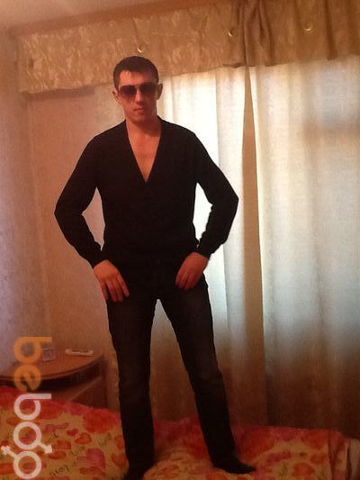  3917354  Maks, 37 ,    