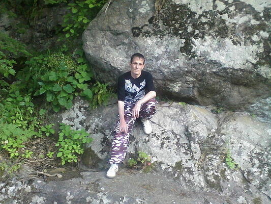  ,   DAVVID, 45 ,  