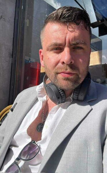  ,   David, 46 ,   ,   