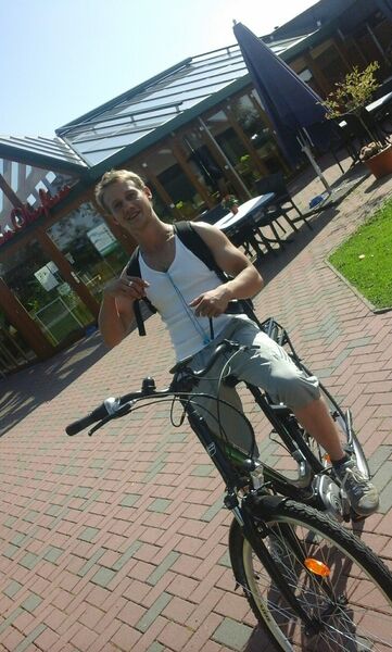  ,   Alex, 30 ,   ,   , c 
