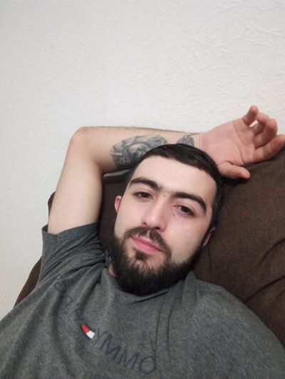  ,   Levon, 29 ,   ,   , c 