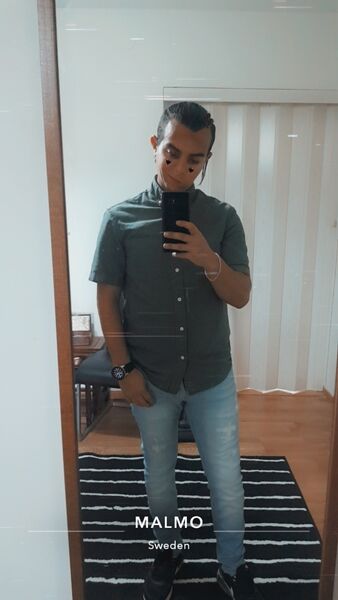 ,   Houssam, 33 ,   ,   