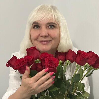  ,   Viktoriia, 59 ,   ,   