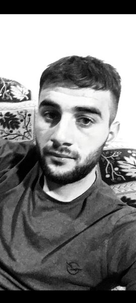  ,   Artur, 28 ,   ,   