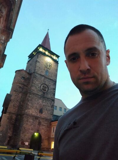  Praha,   , 37 ,   ,   
