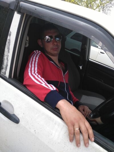  -,   Andrey, 37 ,  
