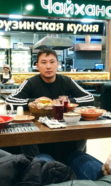  ,   Farxod, 38 ,   ,   