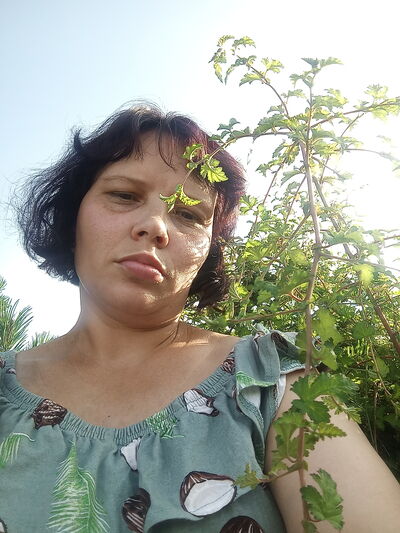  ,   Olga, 39 ,   ,   