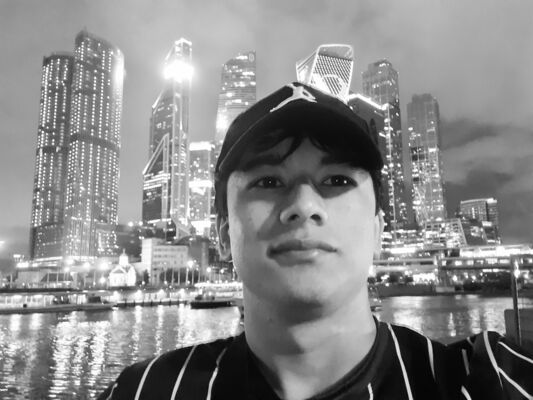  ,   Miron, 24 ,     , c 