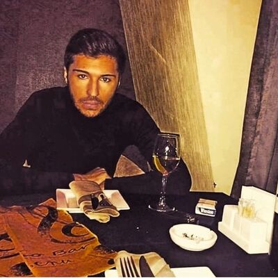  ,   Aleksandre, 32 ,   ,   , c 