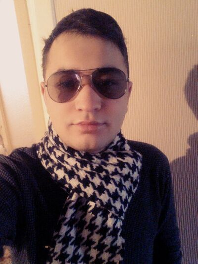  ,   Salim, 28 ,   