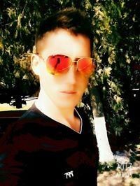  ,   Kris, 30 ,   