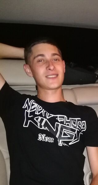  ,   Artem, 29 ,   ,   , c 