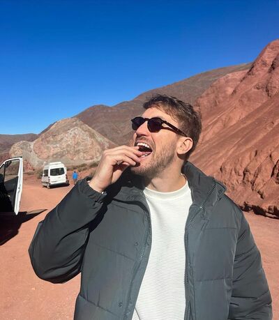  ,   Eric, 52 ,   ,   , c 