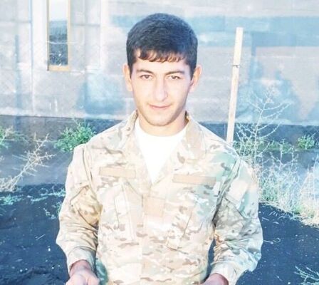  ,   Sargis, 33 ,   ,   