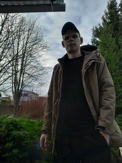  ,   Mikhail, 27 ,   ,   