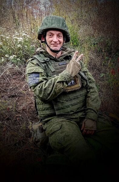  ,   Pasha, 42 ,   ,   