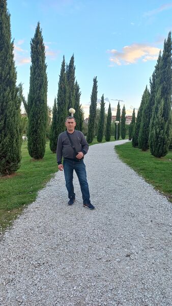  ,   Ruslan, 49 ,   ,   