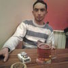  ,  Hovik, 33