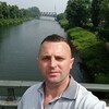  Luchow,  Andrei, 42