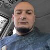  ,  Evhen, 32