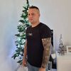  ,  Nik, 42