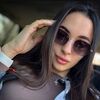  ,  Tamila, 23