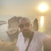  ,  Adel, 41