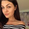  ,  Mihaela, 32