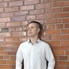  ,  Ernestas, 19