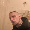  ,  Artur, 34