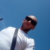  ,  Andrey, 32